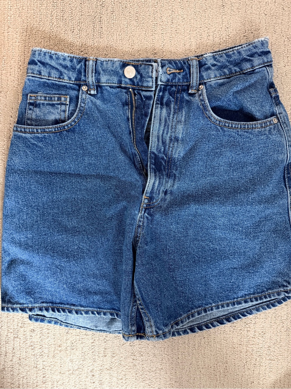 Zara Women's Mid-Rise Blue Denim Shorts